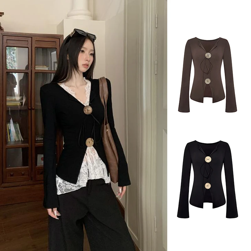 2025设计感V领开叉纽扣修身显瘦长袖针织打底上衣  3013