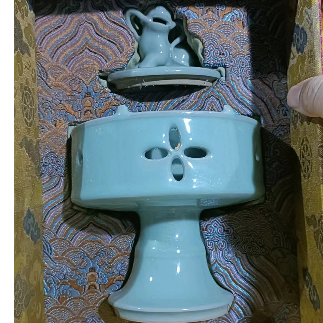 景德镇陶瓷摆件龙泉青瓷