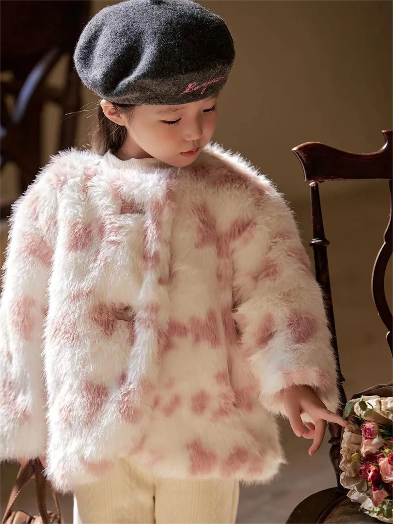 HHkids女童重工仿草外套2024秋冬新款气质小香风加厚上衣DWT566