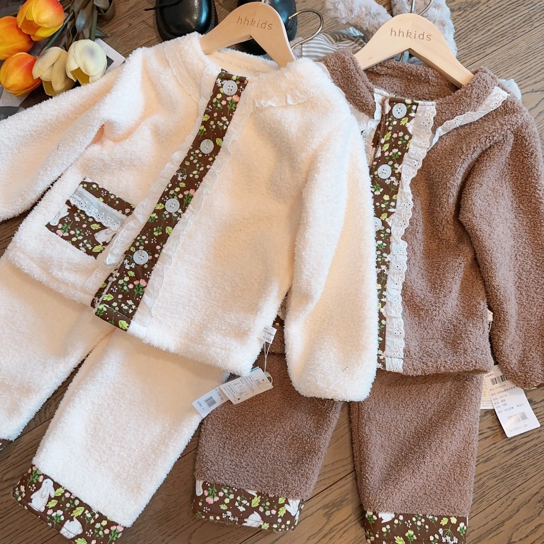 HHkids女童女童2023秋冬小宝宝新款雪呢绒家居服套装etz640