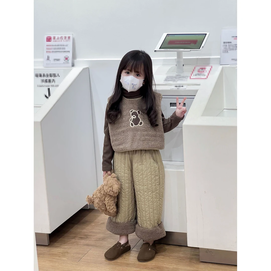 hhkids儿童套装2023冬季新款女童可爱提花毛绒马甲两件套ETZ609