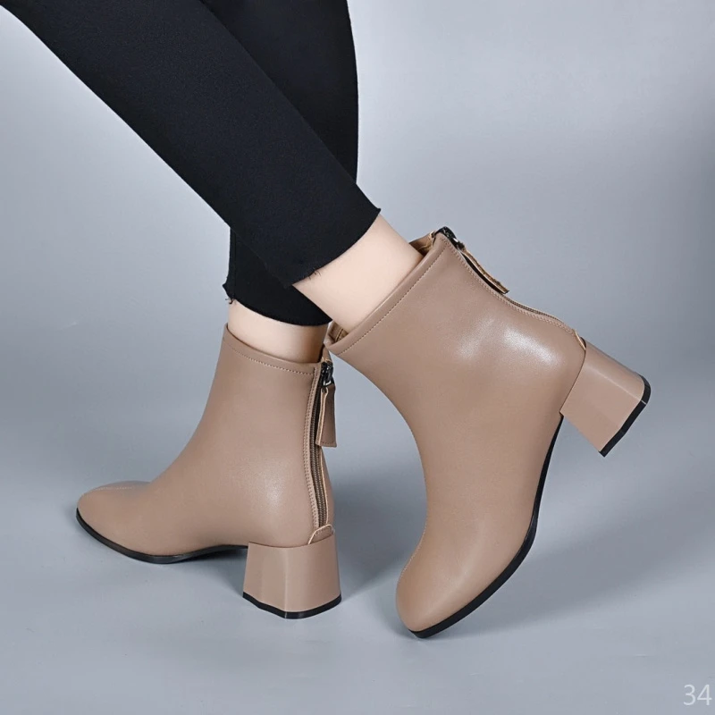 2025保暖粗跟真皮方头小短靴女时尚百搭冬季加绒牛皮妈妈单鞋舒适