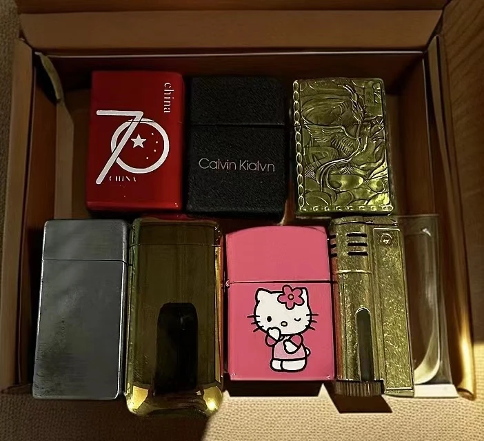 微瑕打火机一个