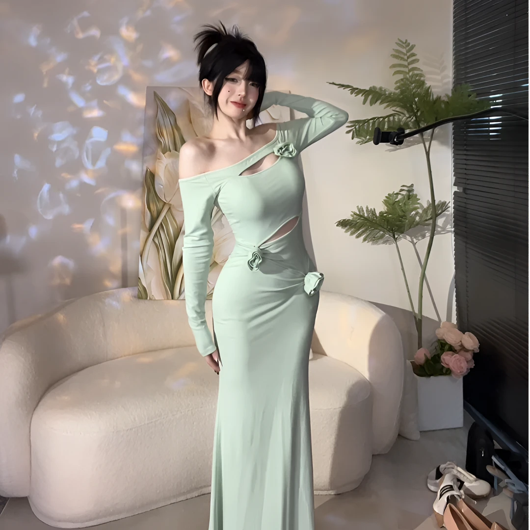 【小洋家】（绿野仙踪）辣妹镂空秋季新款显瘦包臀长裙SXYYN403817