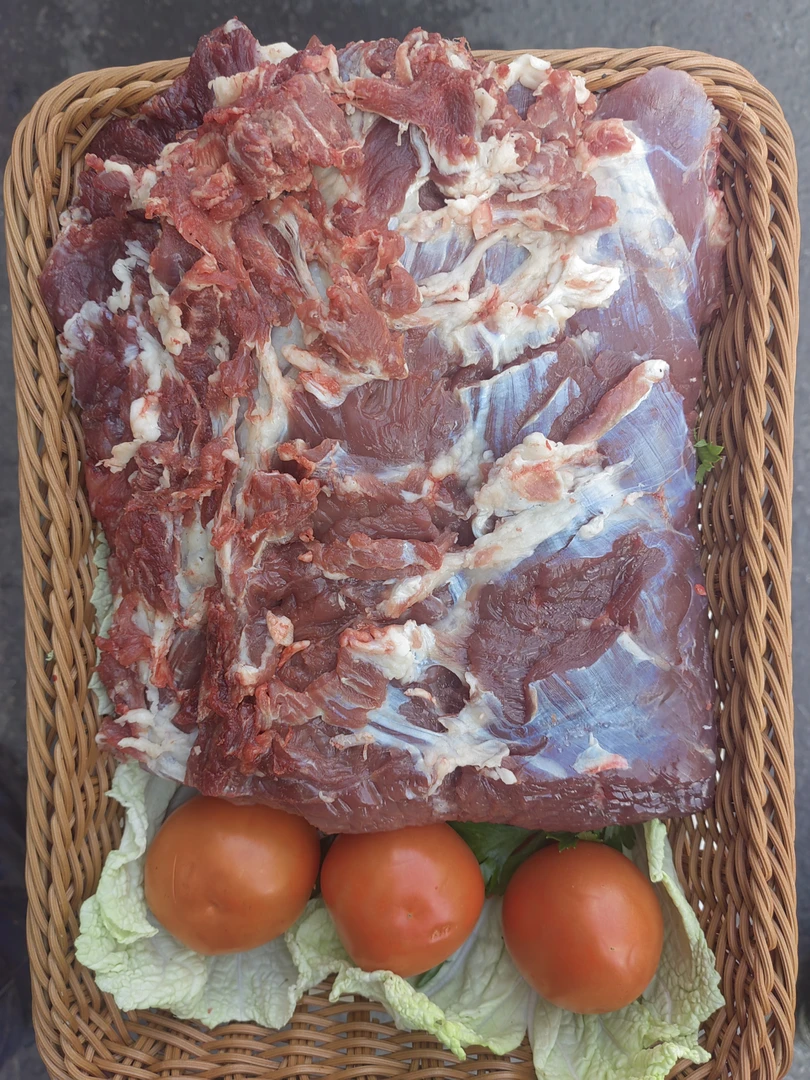 （牛吊龙）贵州乡农散养土黄牛肉