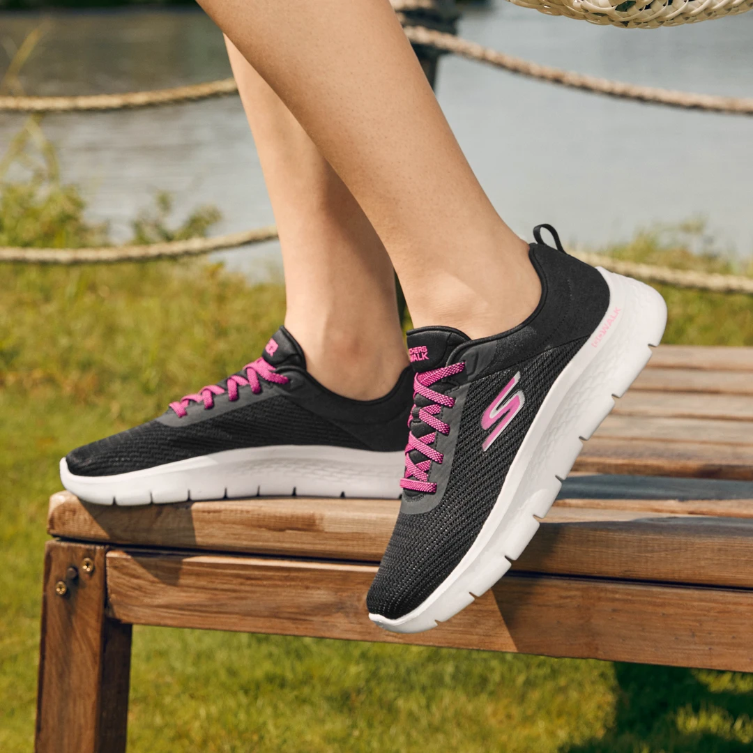 Skechers斯凯奇女士健步鞋轻便舒适中老年妈妈鞋健身运动鞋124952