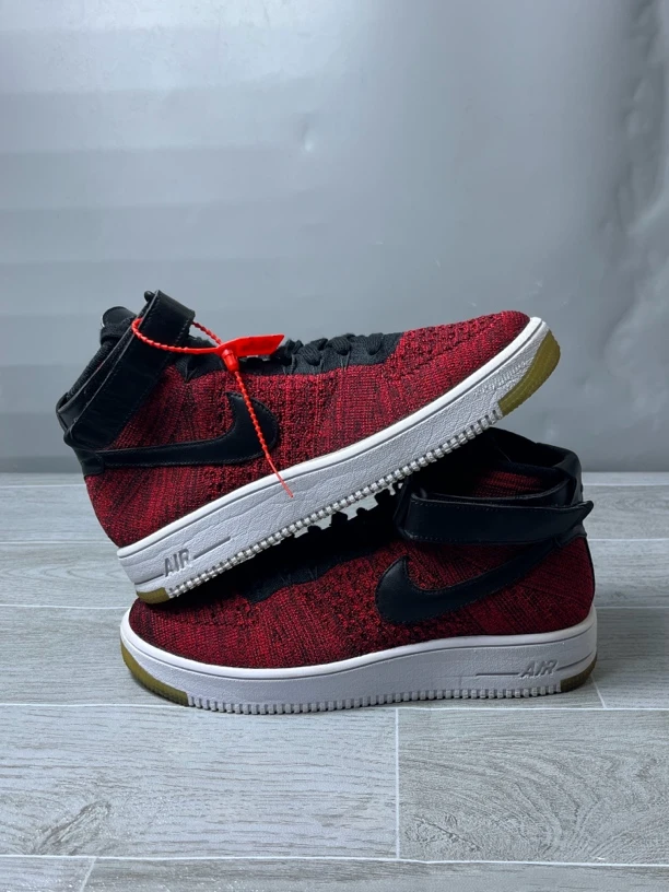 42.5码 9新/nike af1黑红/板鞋 公价1299