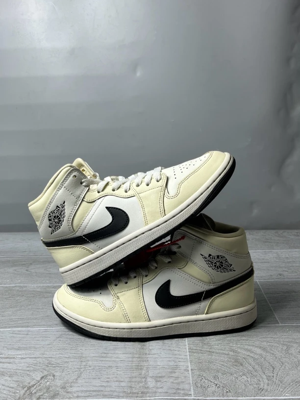 37.5码 9新/air jordan1奶白/板鞋 公价799