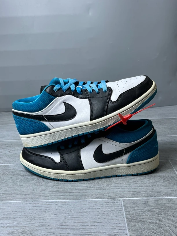 43码 9新/air jordan1激光蓝/板鞋 公价1479