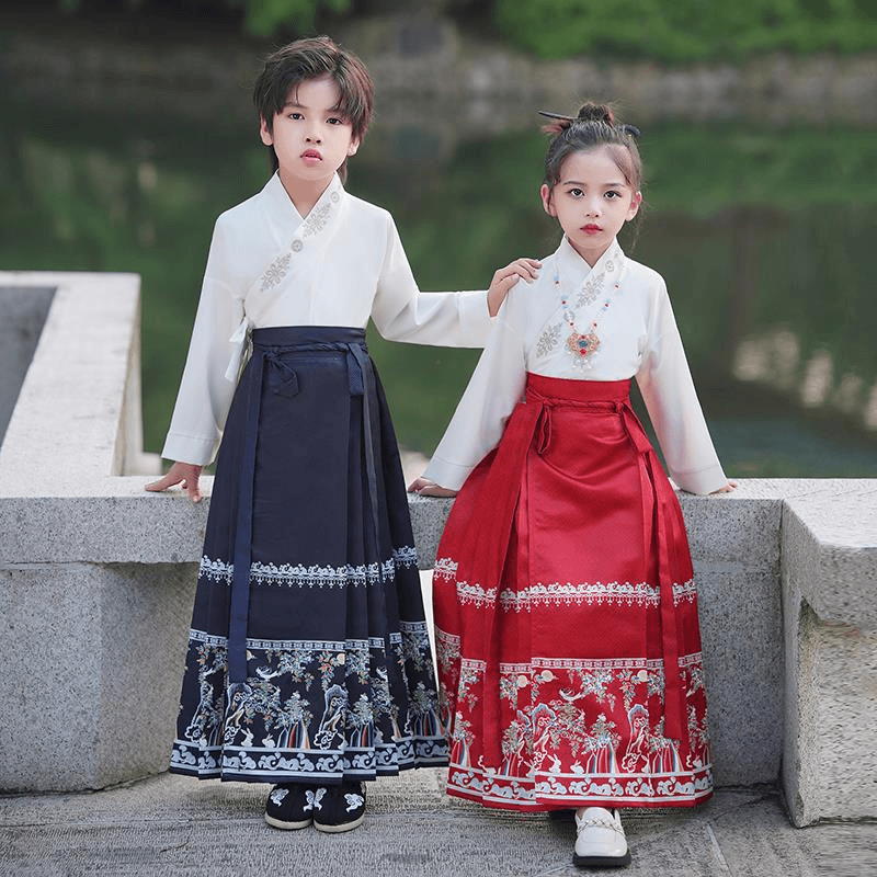 女童马面裙2023新款套装儿童汉服秋冬国风古装男童拜年服冬季唐装