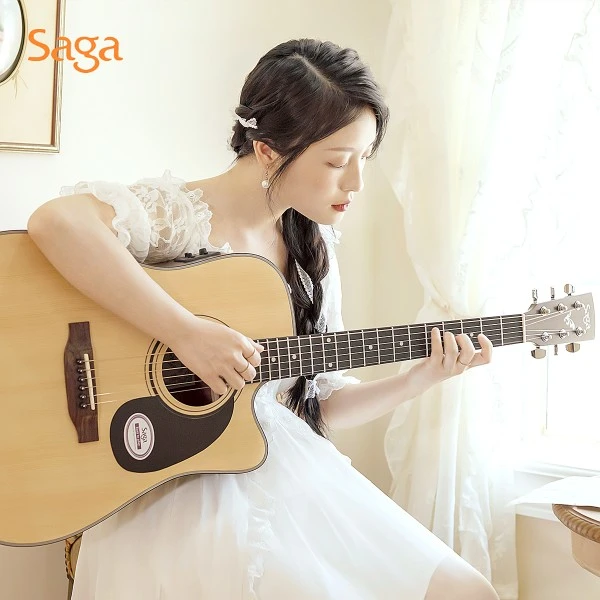 Saga萨伽sf700c吉他初学者入门学生女男单板民谣木吉他41寸电箱40