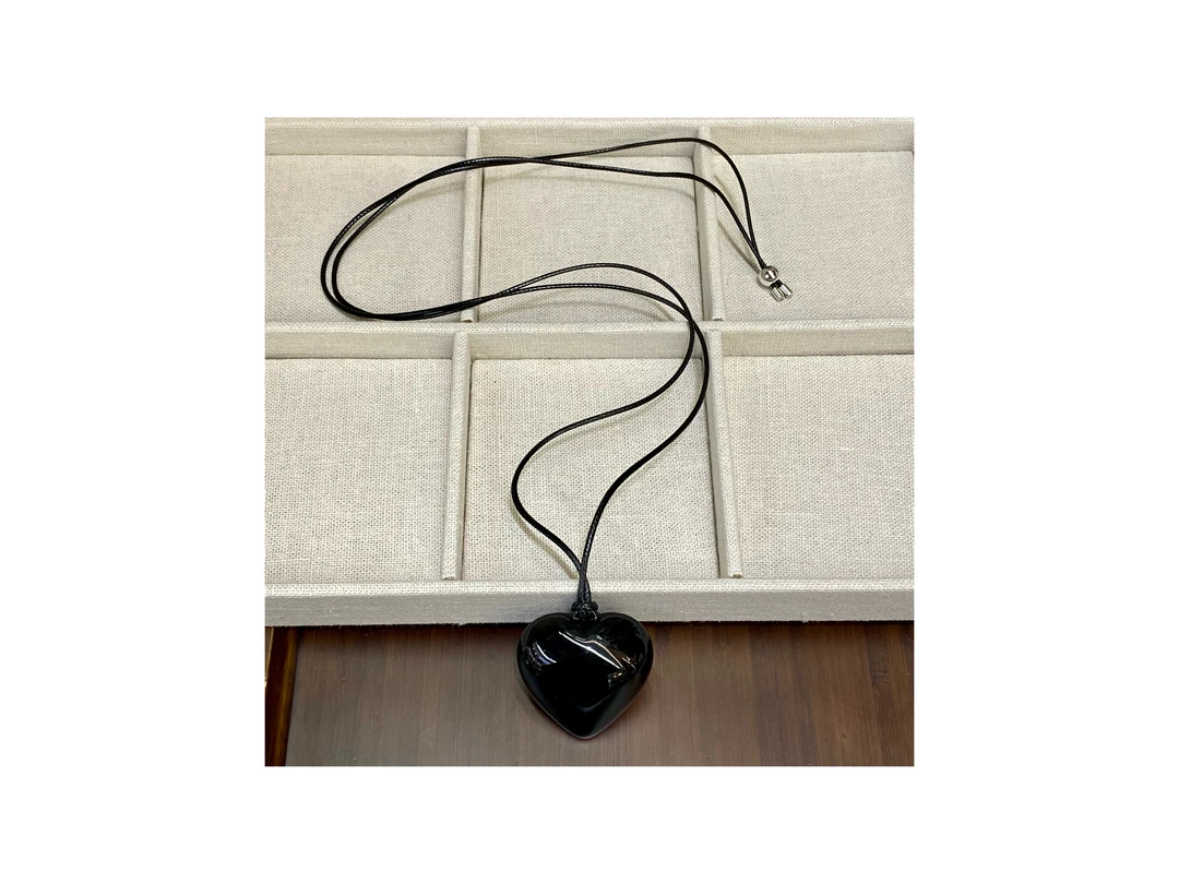非金属莫桑石项链 新款“黑色爱心链”888#P01946