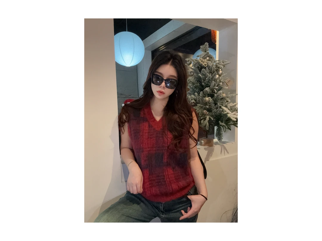 新款“圣诞限定”马甲881#P02150新款活力常青藤时尚上衣