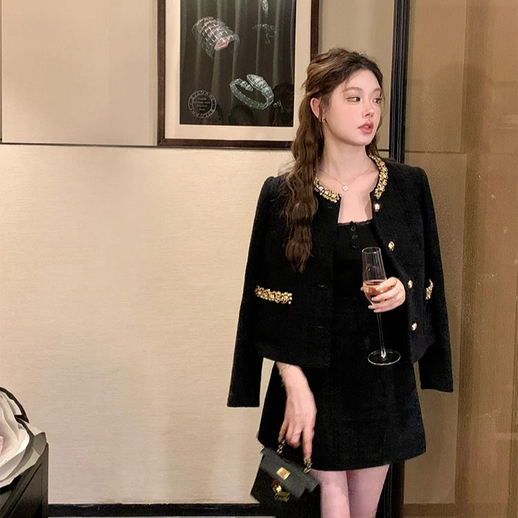 【宝藏】加厚黑色微胖大码小香风套装秋冬气质短外套+半身裙两件套