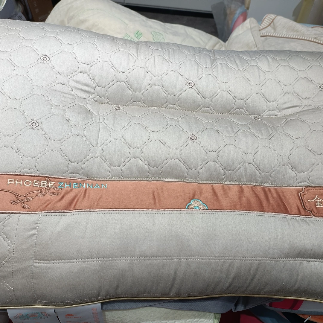 2024最新全棉、、舒适保健枕芯、防螨抗菌定型刺绣枕芯柔软舒适