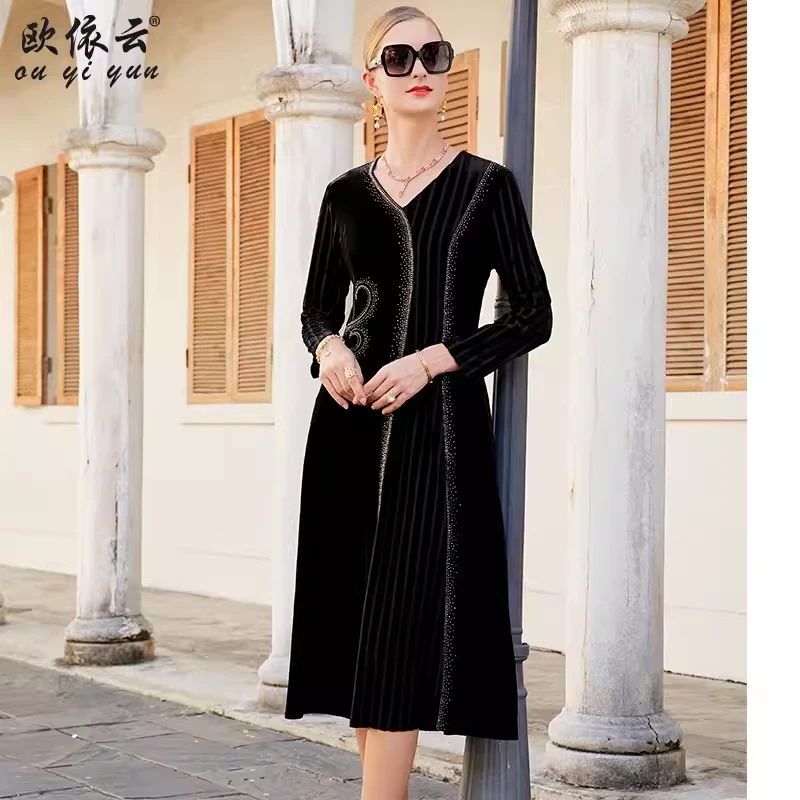 33602中年洋气妈妈气质连衣裙收腰大码显瘦过膝裙子秋装2023新款