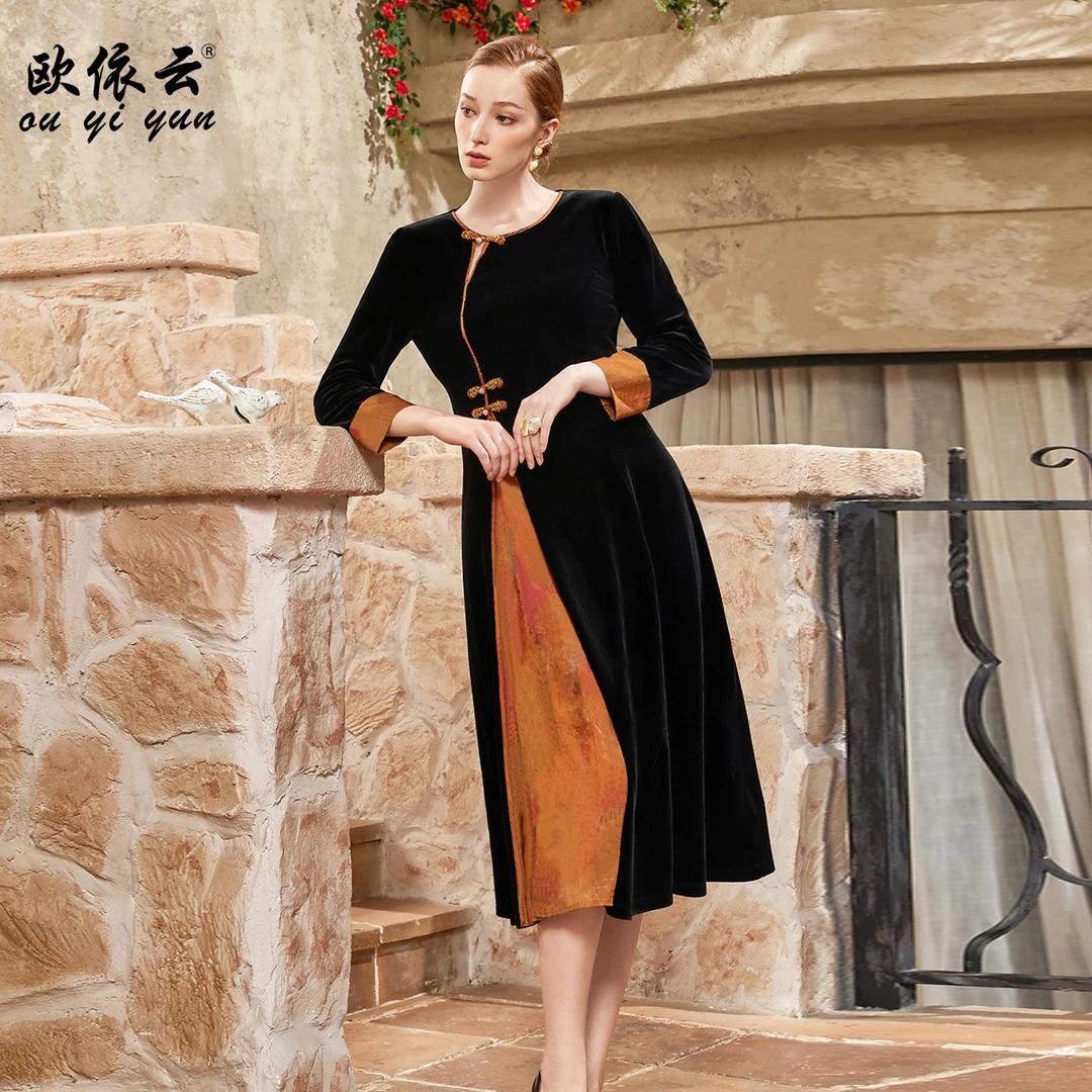 38233中年妈妈秋装连衣裙大码修身洋气显瘦显高裙子过膝2024新款