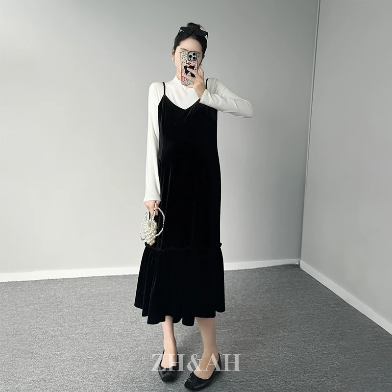 ZH&AH【香榭大道】秋季新款时尚气质百搭丝绒吊带裙+薄绒打底套装裙