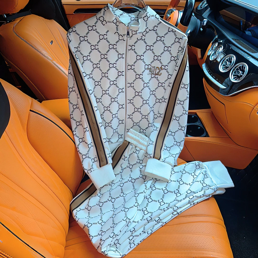 深圳南油原创休闲运动套装长袖条纹印花春季白色#工厂直发款#158