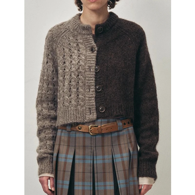 JUNWEILIN设计师复古棕撞色拼接圆领针织开衫24FW TheREPUBLIQUE