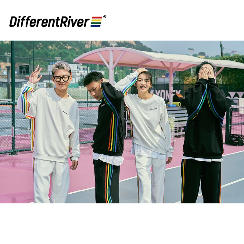 DifferentRiver秋冬【派对】品牌元素款-拉条圆领插肩休闲卫衣