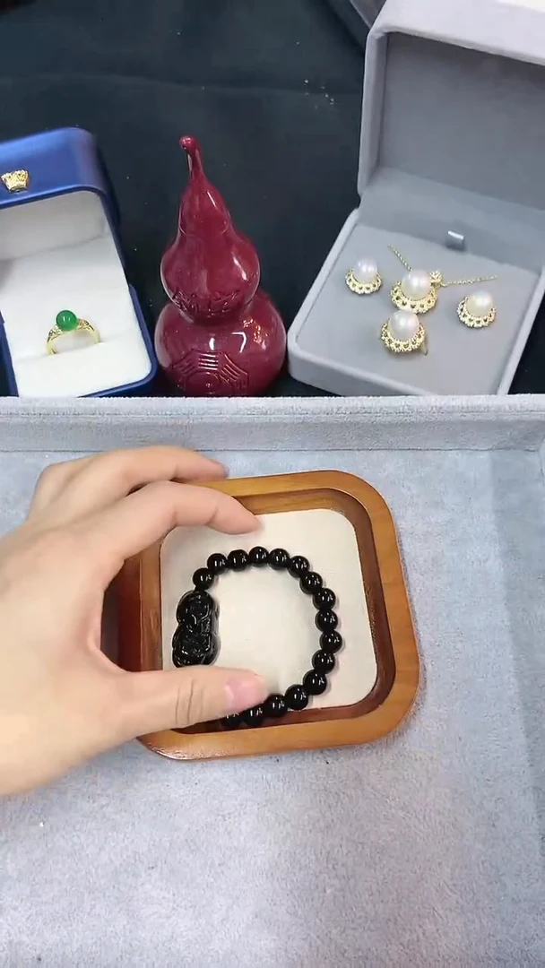 【闪购商品】琥珀手链未镶嵌福利款