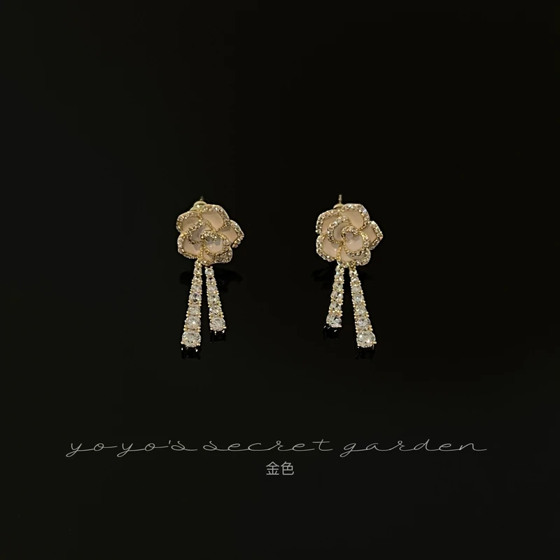 铜合金合成锆石耳饰 山茶花之恋显瘦两戴款耳环0119