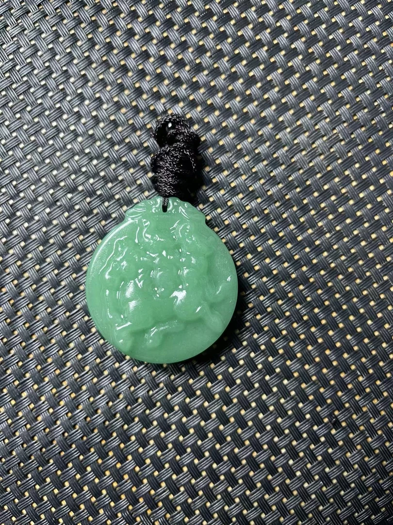 东陵石马上有对象吊坠