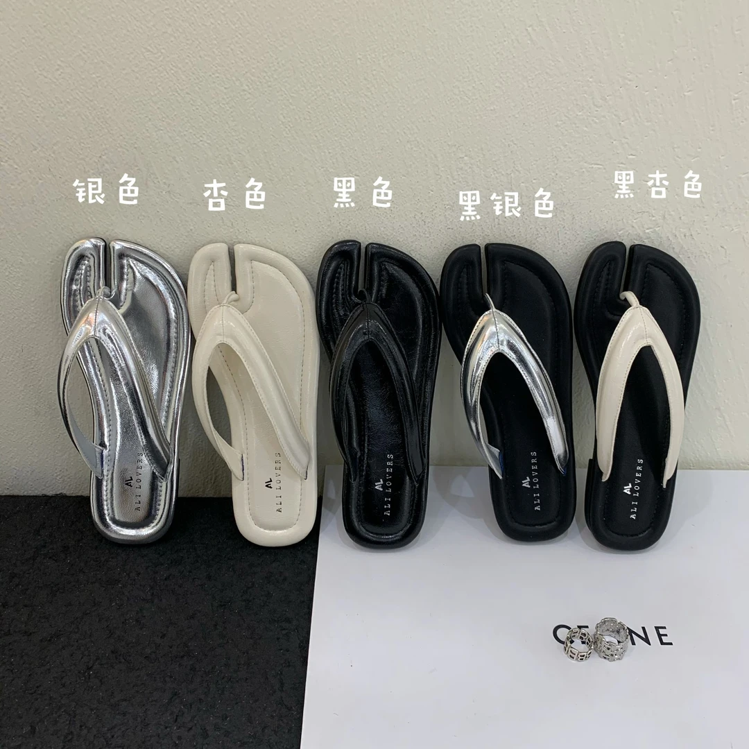 甜平底人字拖鞋女夏外穿2024年新款夏季银色分趾鞋夹脚凉拖沙滩鞋