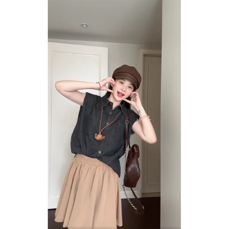 气质穿搭女士夏季翻领排扣无袖韩版显瘦百搭小众上衣百褶休闲短裙