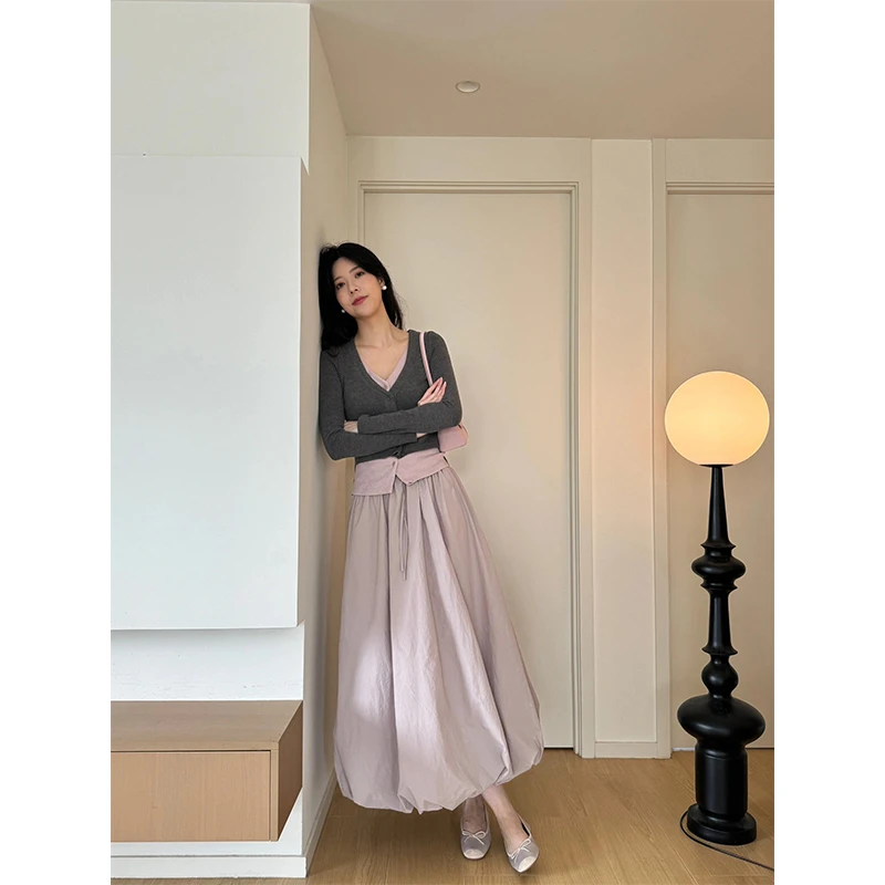 2024新款女士早秋季法式气小众设计感针织上衣高腰显瘦半身长裙