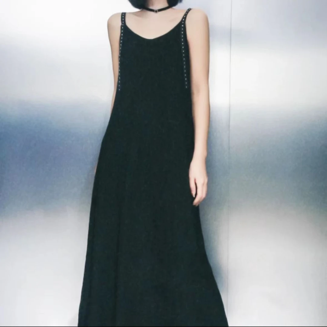 【重工肩带压褶吊带裙】显瘦气质时尚百搭无袖纯色中长款