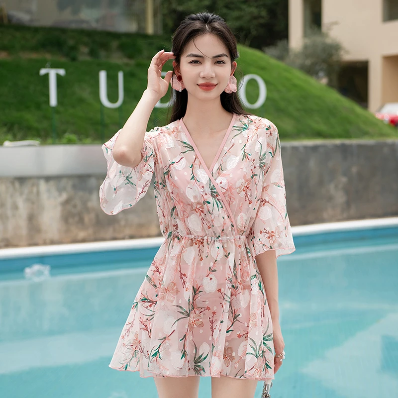 2023新款泳衣女夏分体性感比基尼碎花罩衫大码胖mm遮肚显瘦三件套