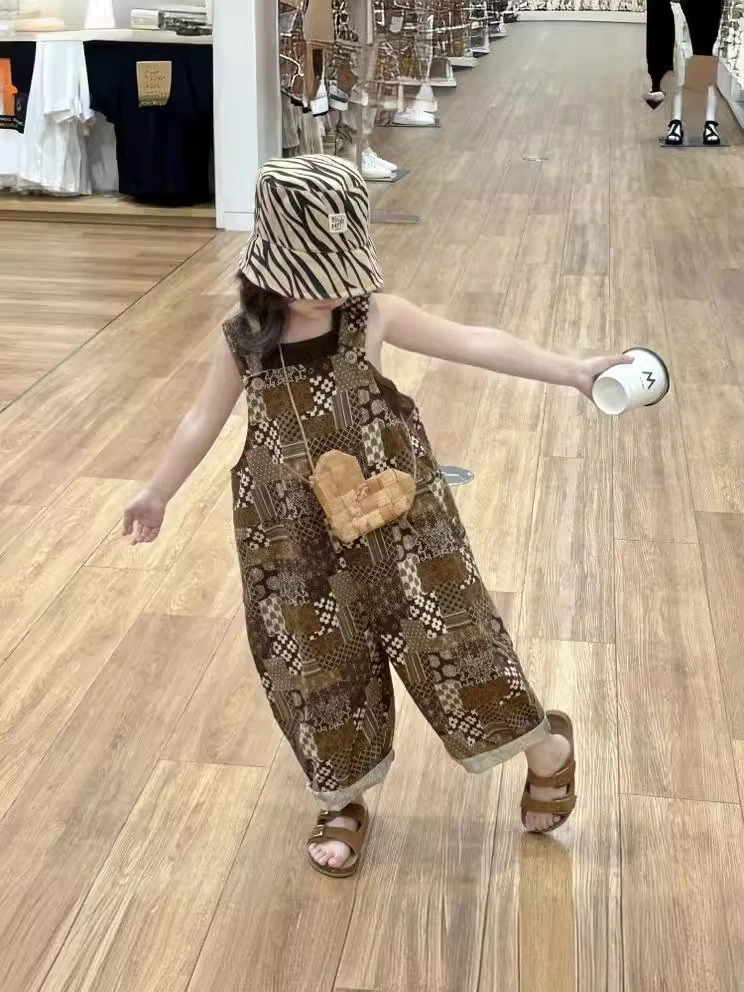 2024夏新款儿童裤子男女童中性百搭棉布背带裤宝宝洋气印花九分裤