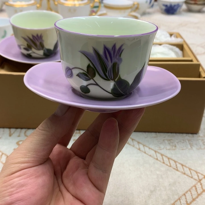 摆件隐隐约约记得