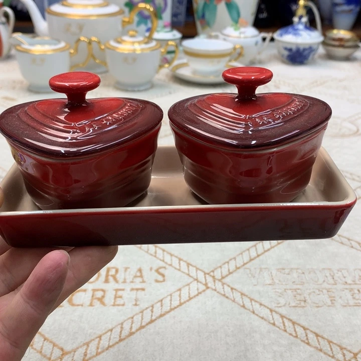 摆件隐隐约约记得