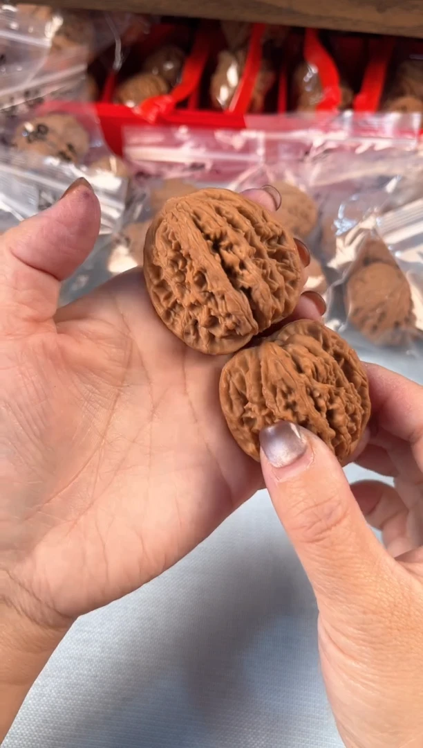 【闪购商品】文玩核桃把件41尺麦穗虎头