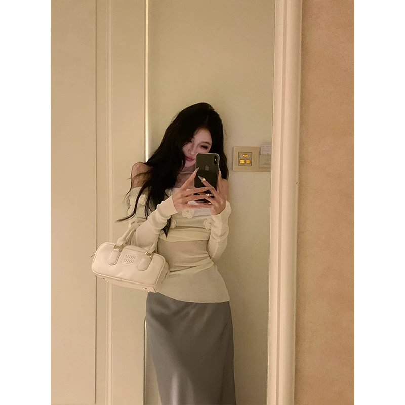 withmin【现货】浪漫邂逅 法式纯欲一字肩立体花朵针织上衣2411642