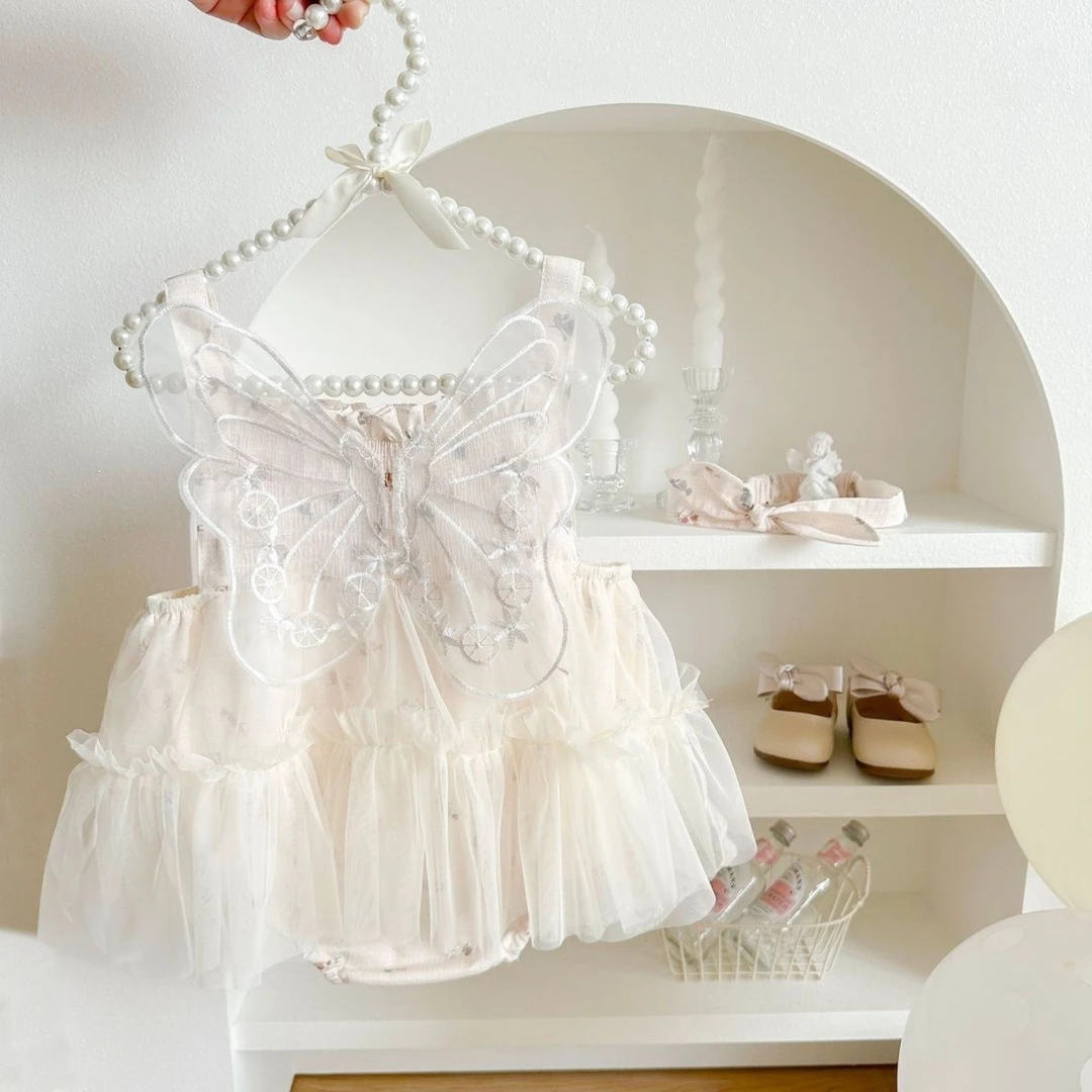 婴儿衣服夏装女宝宝包屁裙网红小翅膀吊带连体裙子超萌一周岁礼服