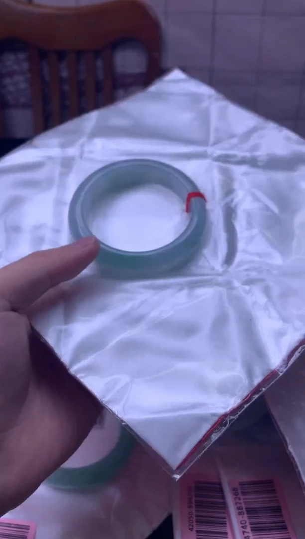 【闪购商品】翡翠手镯未镶嵌天然缅甸A货翡翠