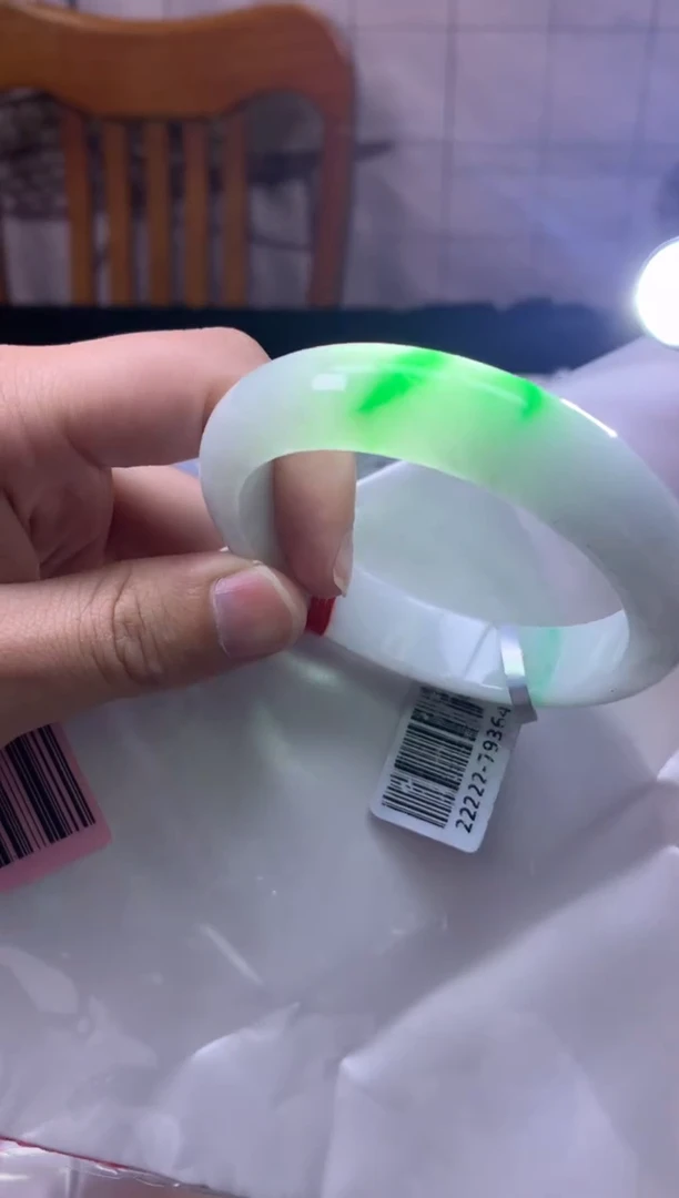 【闪购商品】翡翠手镯未镶嵌天然缅甸A货翡翠
