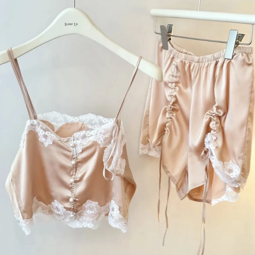 〈夏日狂想曲〉法式复古宫廷吊带短裤精致蕾丝家居服套装