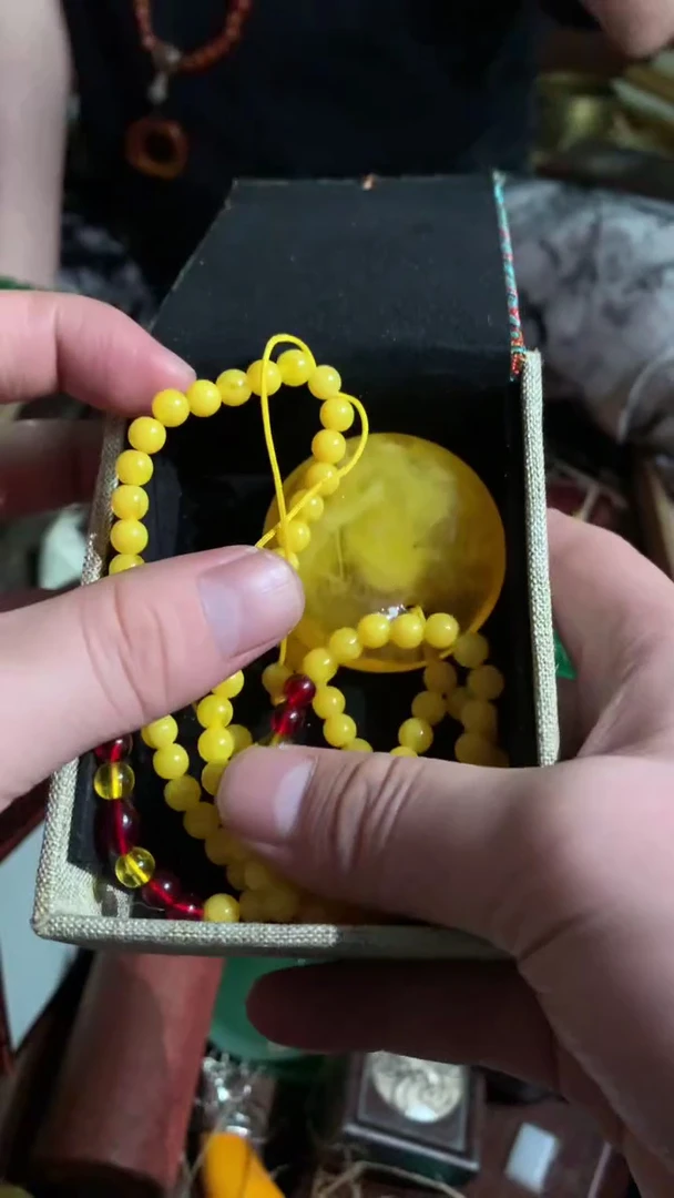 【闪购商品】蜜蜡颈饰未镶嵌德诚精品专属摆件