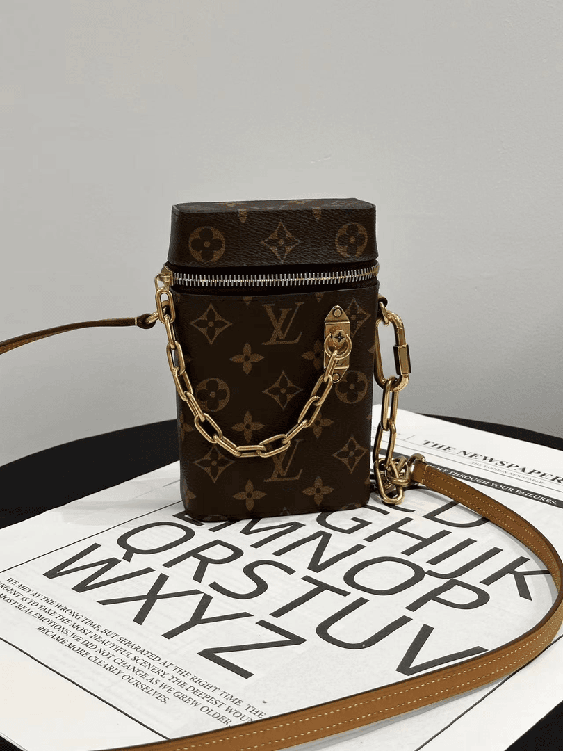 99新 LouisVuitton/路易威登 phone bag 拍下送中检