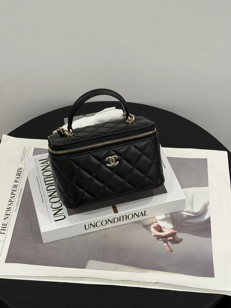 全新未使用 Chanel/香奈儿 24p手柄长盒子黑金 全套 拍下送中检