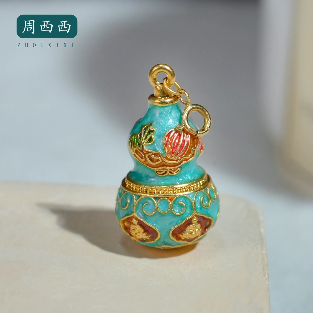 周西西精美珠宝18K葫芦吊坠经典百搭款多样性发货15557