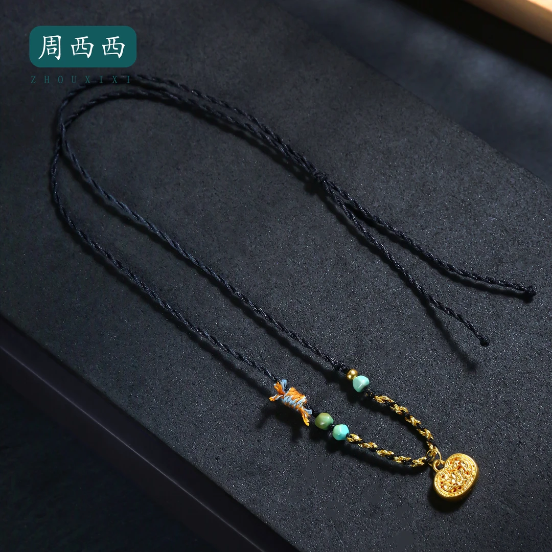 周西西精美珠宝足金锁吊坠长0.9宽1.2高0.39百搭多样性发货16524