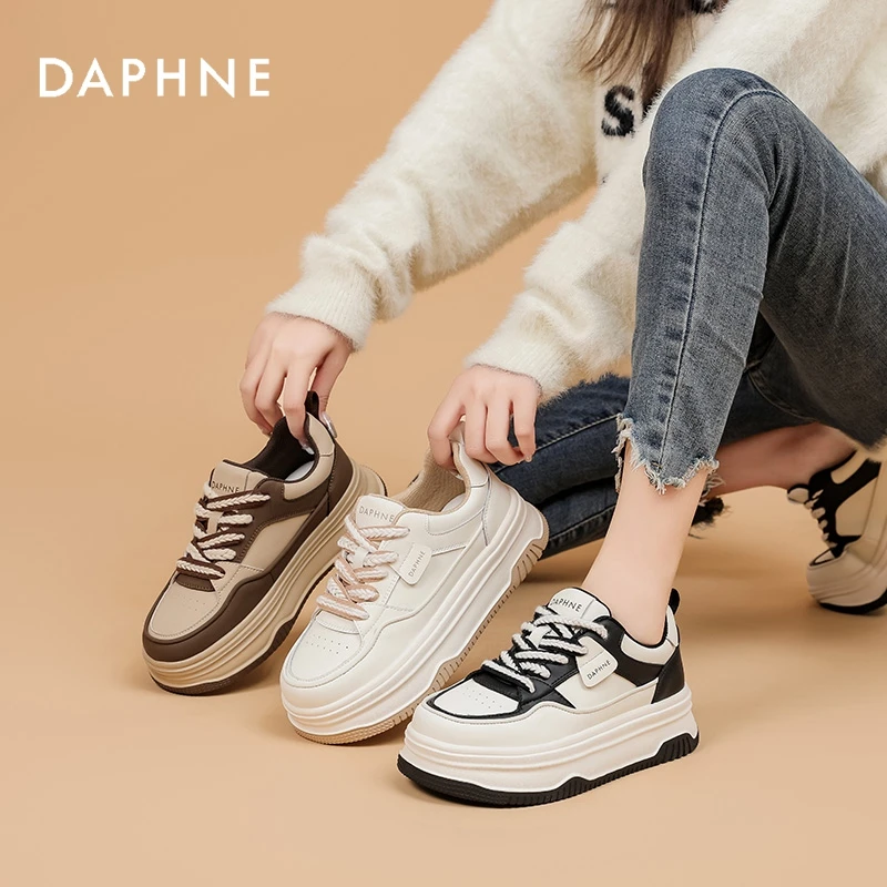 Daphne/达芙妮小白鞋女2024新款百搭厚底板鞋拼色休闲运动鞋爆款
