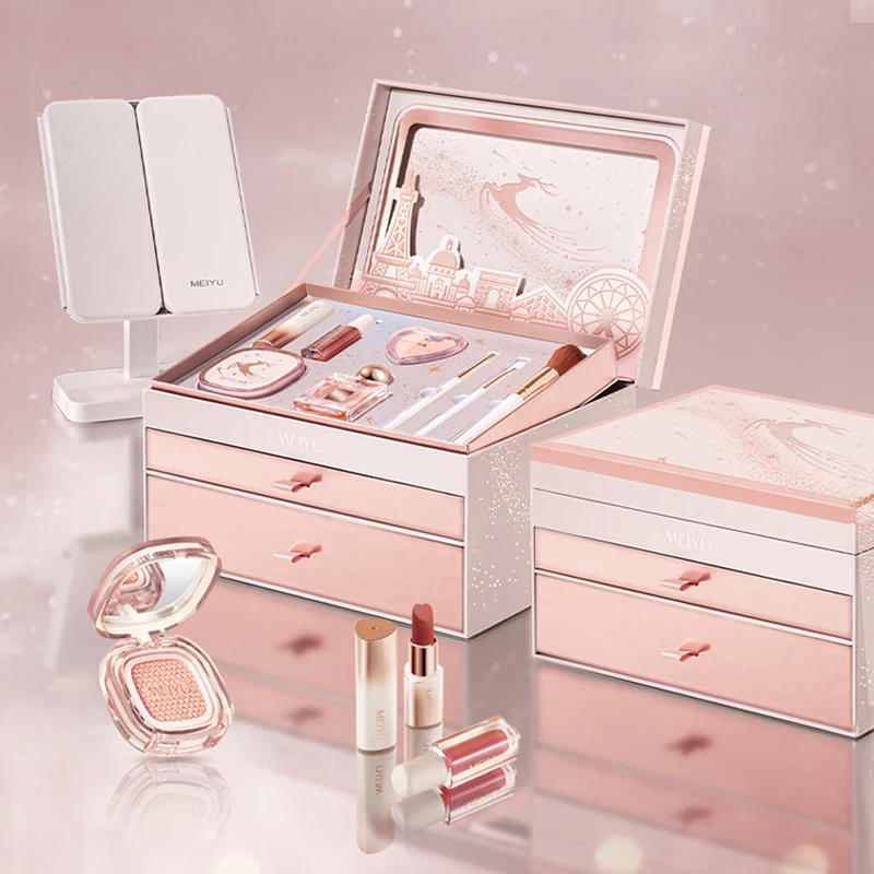 圣诞惊喜送女朋友情人节一鹿星辰彩妆套装生日惊喜女生浪漫告白礼