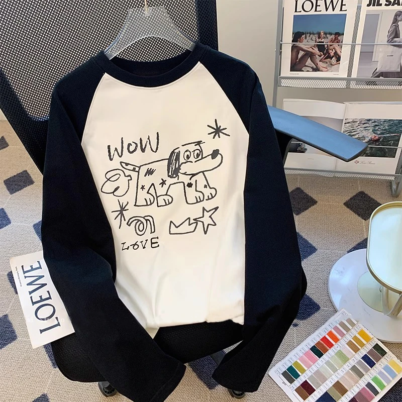 设计感趣味小狗长袖t恤女初秋欧货时尚休闲显瘦高街潮牌撞色上衣